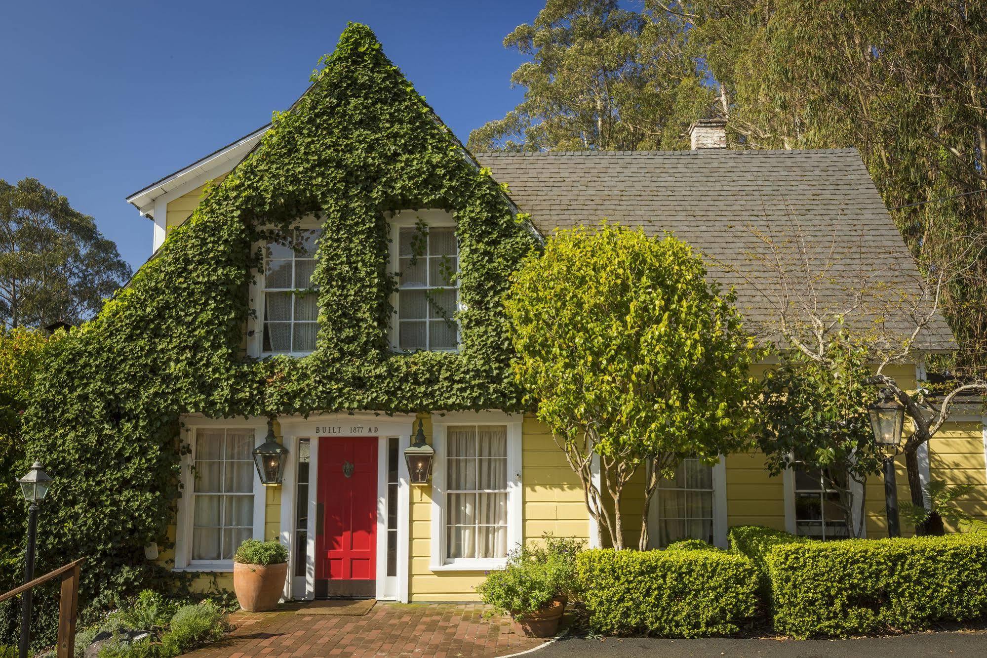 Heritage House & Resort 4*